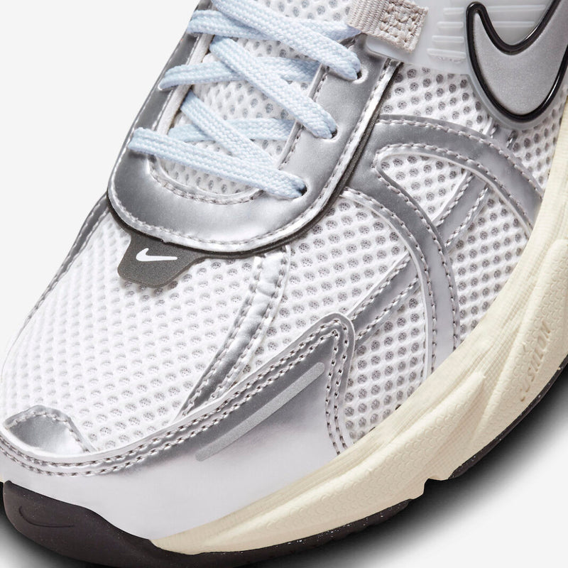 Nike Runtekk Summit White Metallic Silver