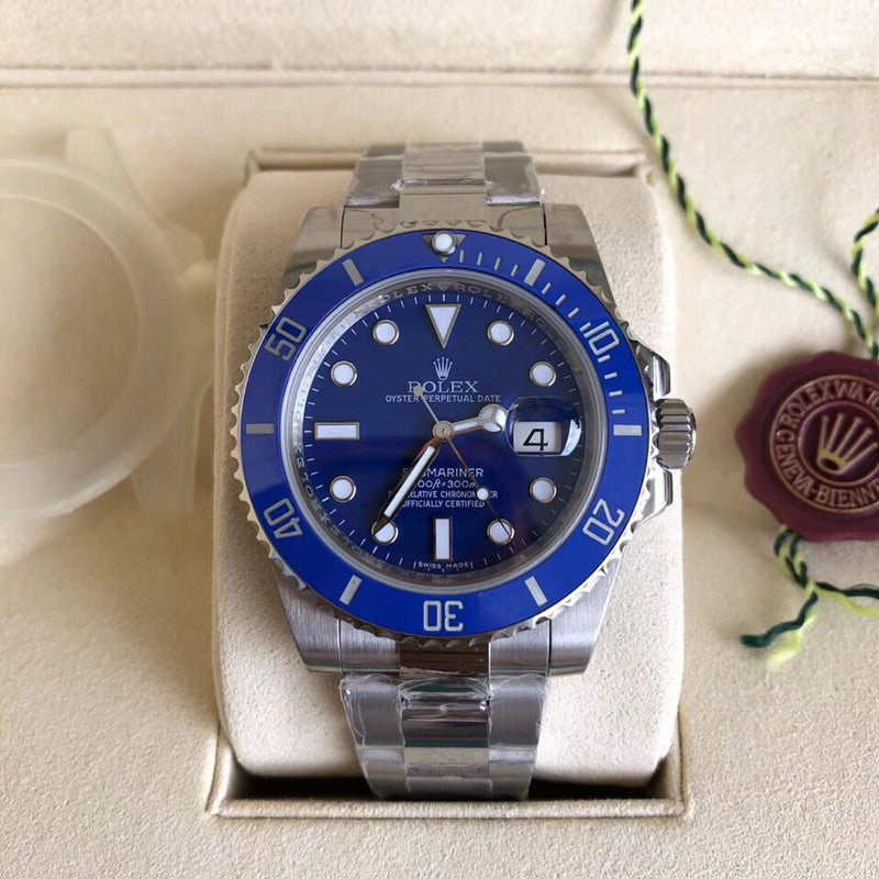 Rolex Submariner Date watch