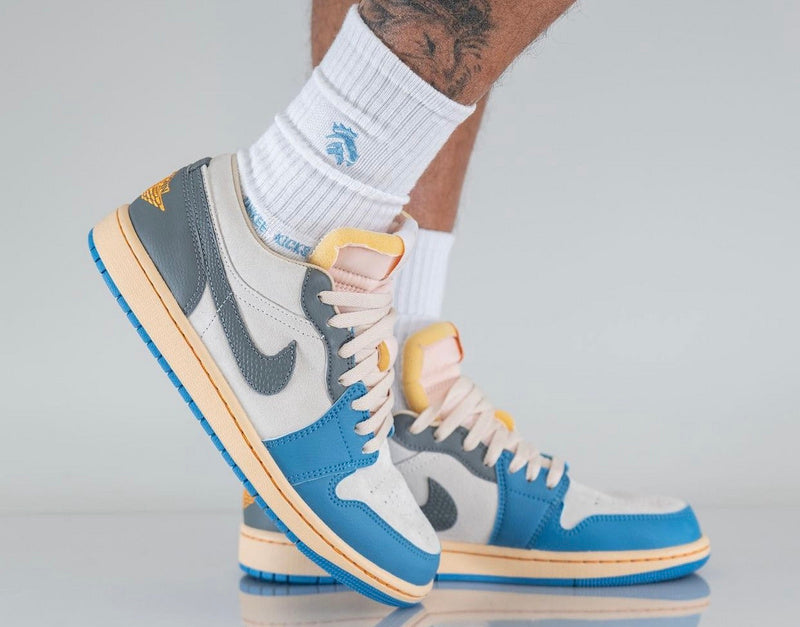 Air Jordan 1  Low UNC Grey