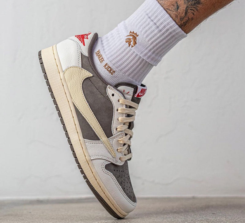 Nike Air Jordan 1 Retro Low SP Travis Scott Reverse